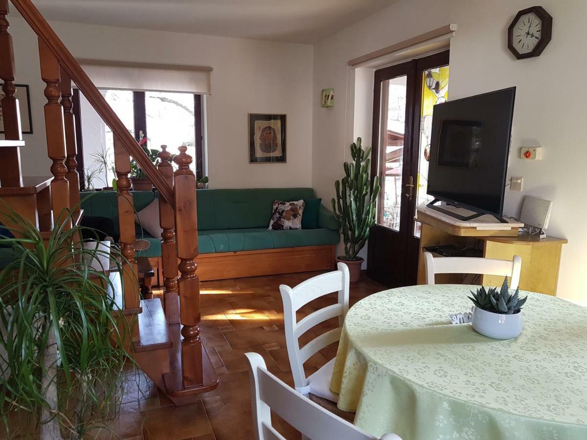 Apartment Slavi Випава Экстерьер фото